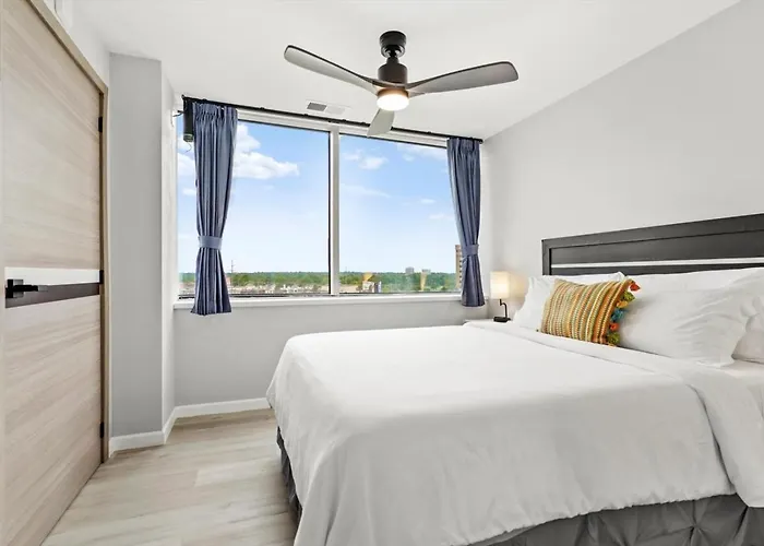 Stunning Two Bedroom Penthouse With Views Tulsa